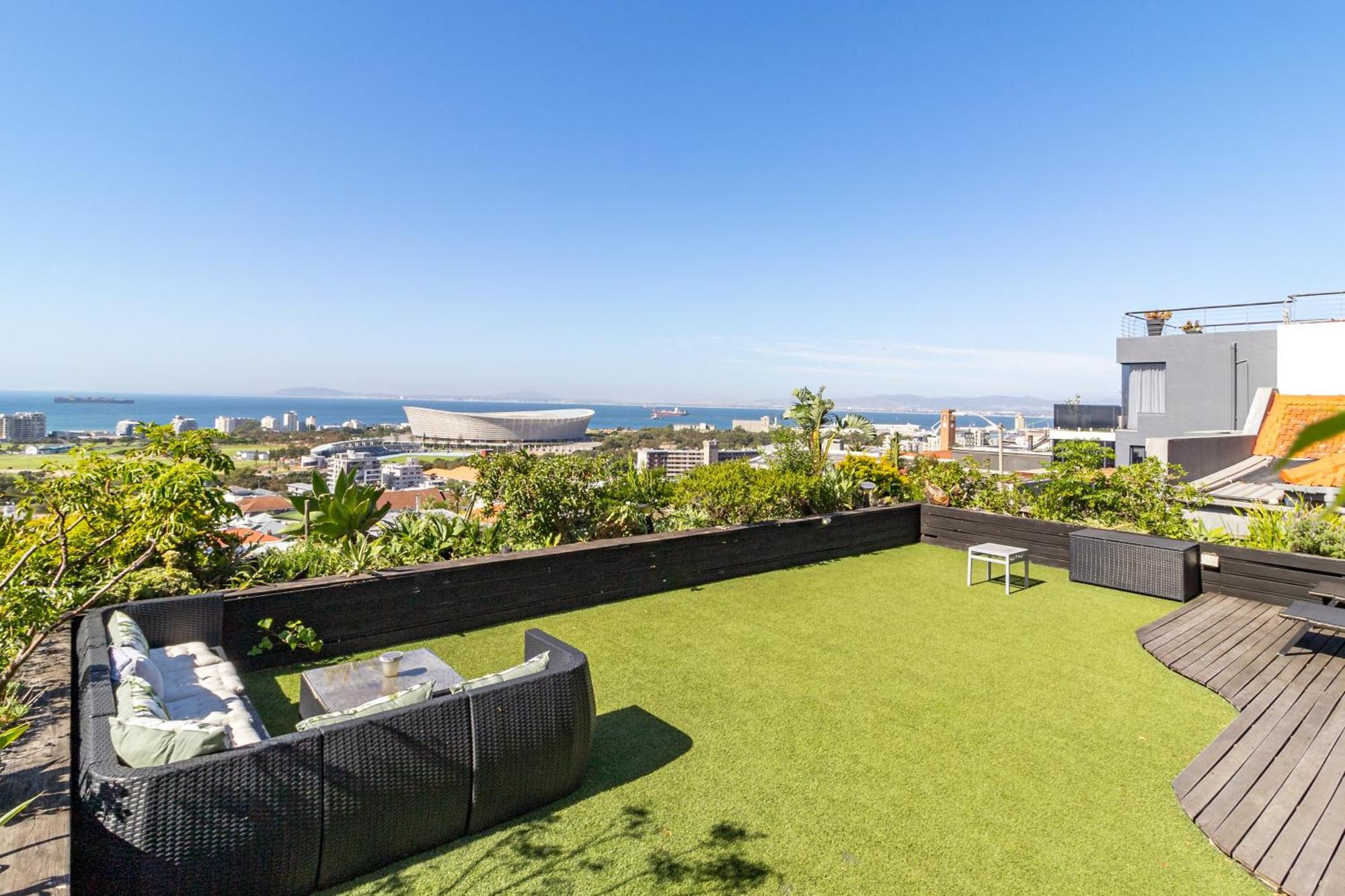 Cape Town Skyroof Apartment Loadshed Proof Ocean Views מראה חיצוני תמונה